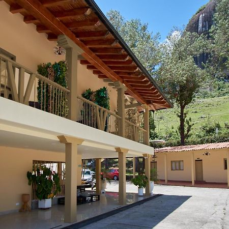 Mansion By Bernalo Hotels Guatape Bagian luar foto